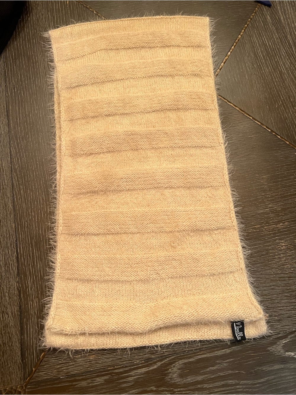 Noelle loop scarf